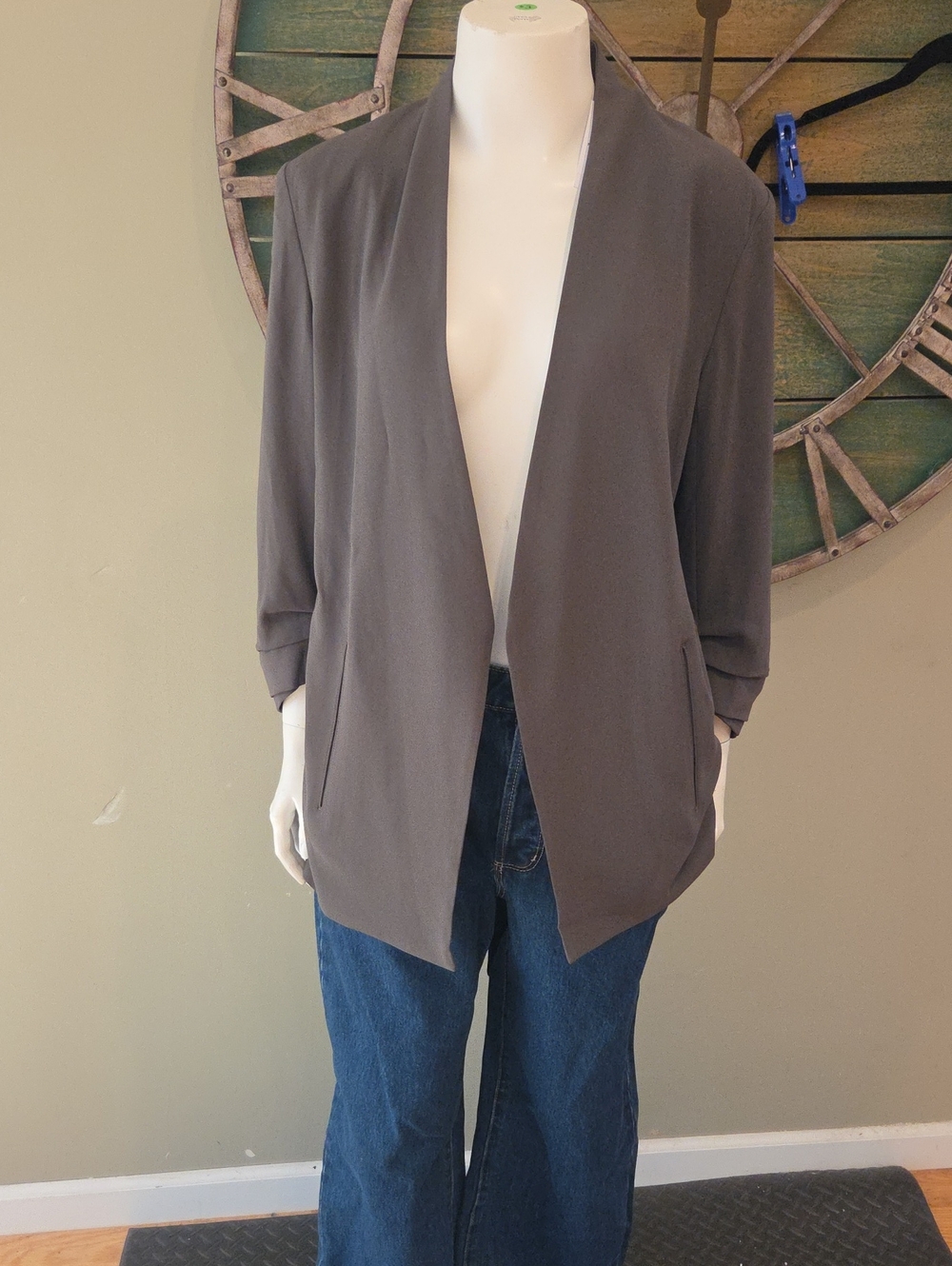 Aritzia Babaton New Power Blazer In Dark Olive made with Mirror Crepe